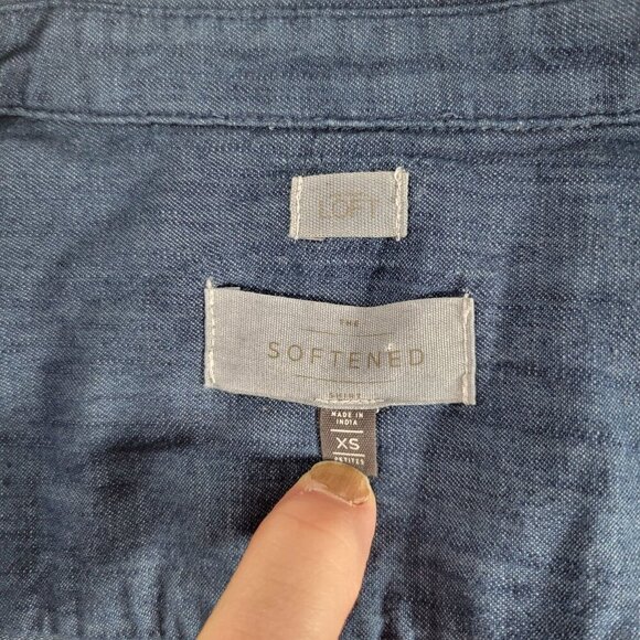 Ann Taylor Loft Women Cotton Denim Button-Up Long-Sleeve Shirt Size XS - Picture 7 of 12